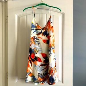 Boutique Tropical Print Lined Shift Dress